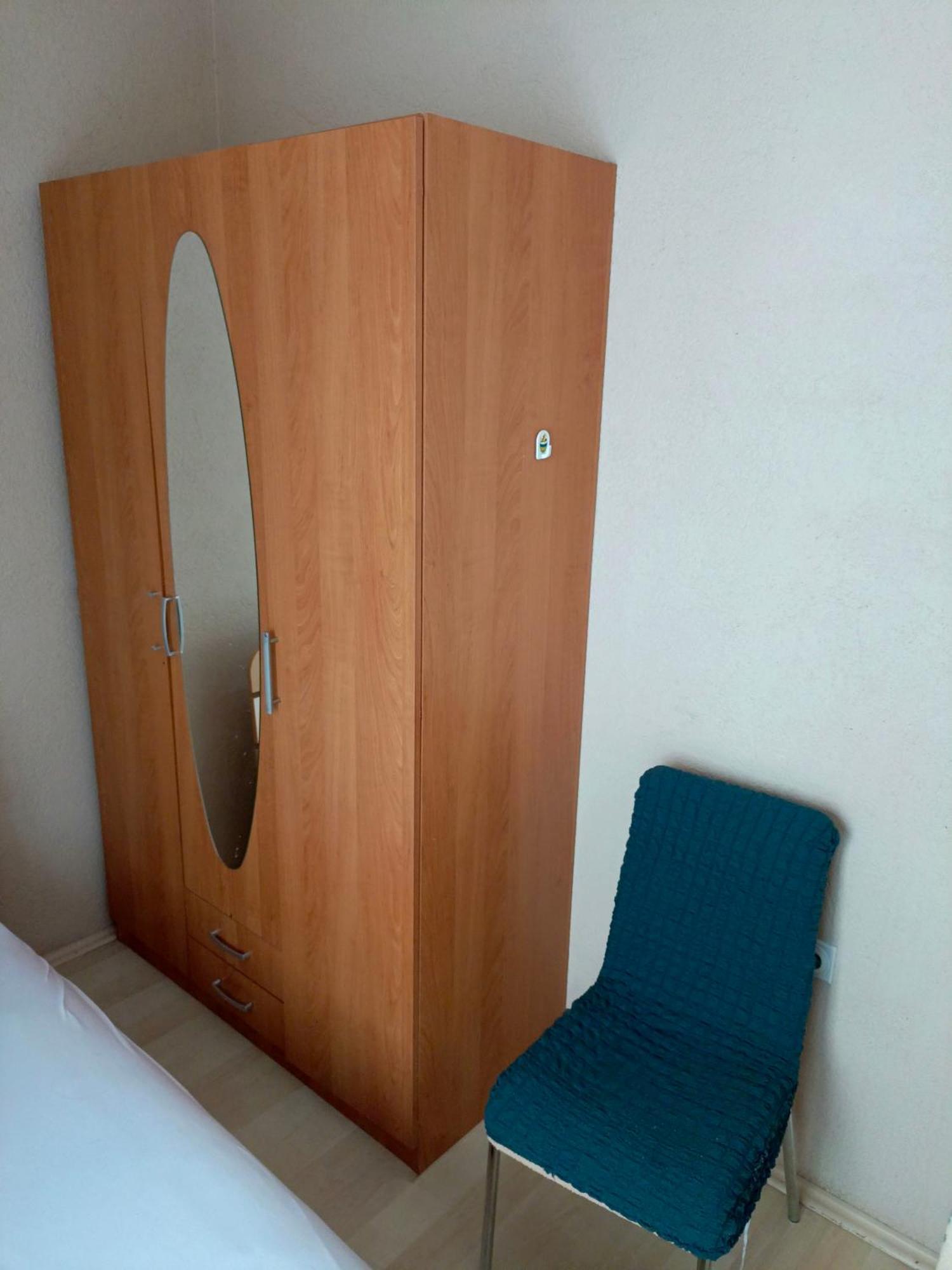 Historia Hostel سكوبجي المظهر الخارجي الصورة